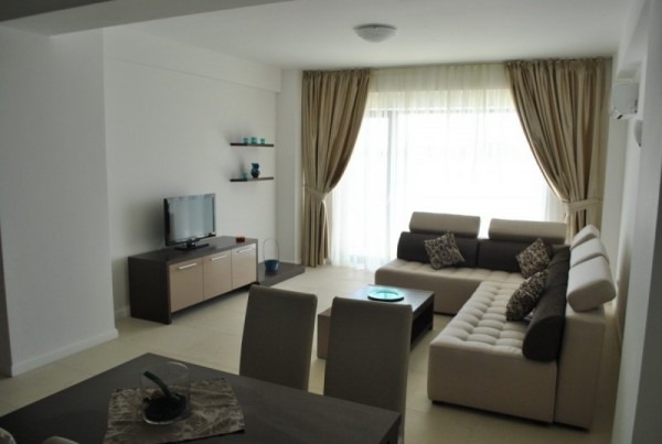 Sara Holiday Apartamente Mamaia