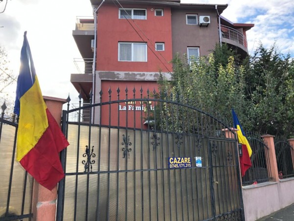 Vila  La Famiglia Eforie Nord